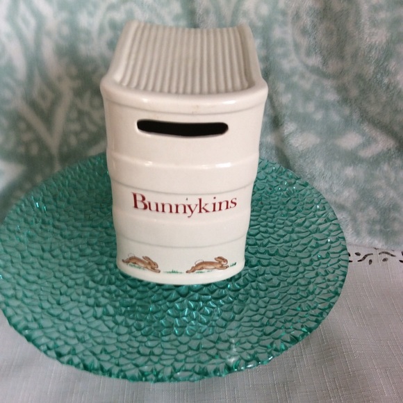 Royal Doulton Bunnykins Bunny Maid Book Bank - Picture 3 of 7